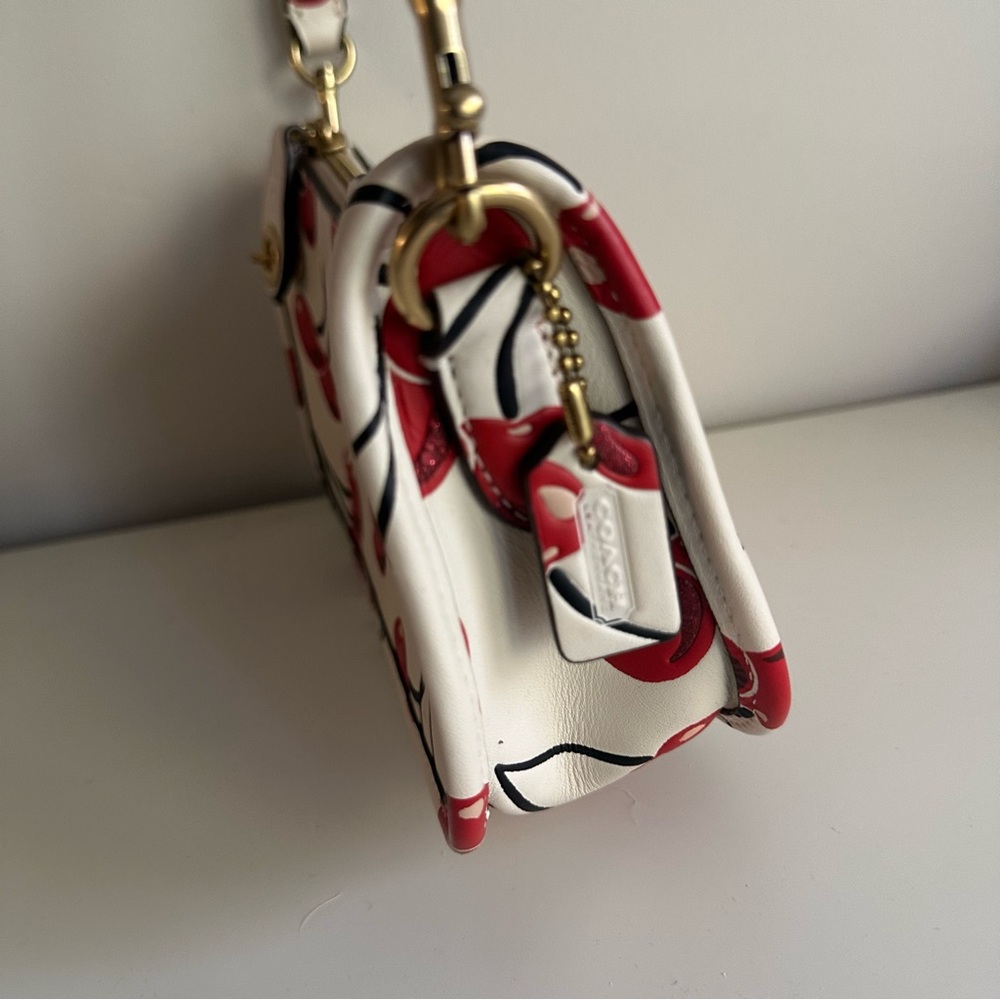 Coach Swinger Bag 20 with Cherry Print - Picture 7 of 9